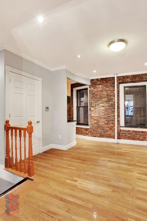 East 13th Street - Photo 3