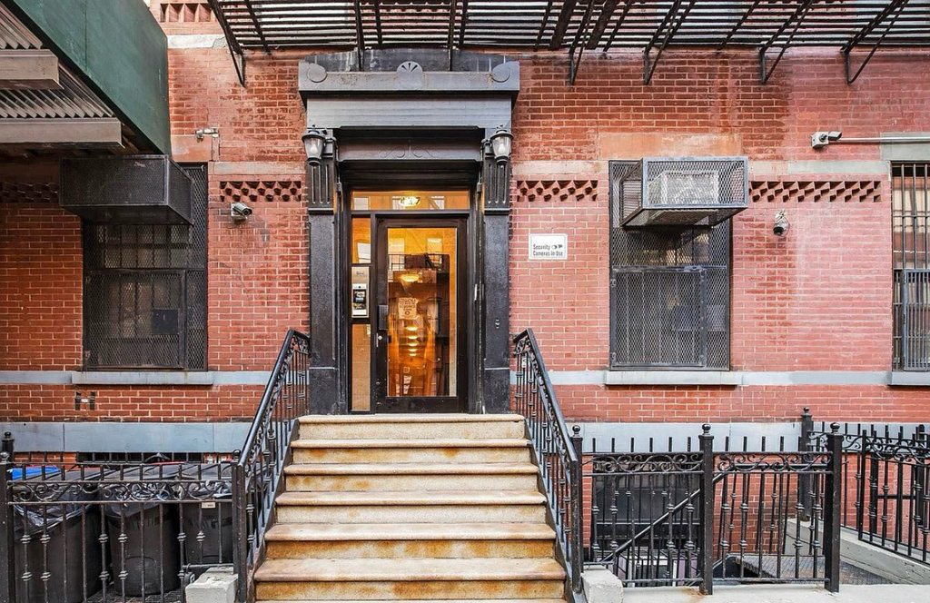 437 West 54th Street - Photo 0
