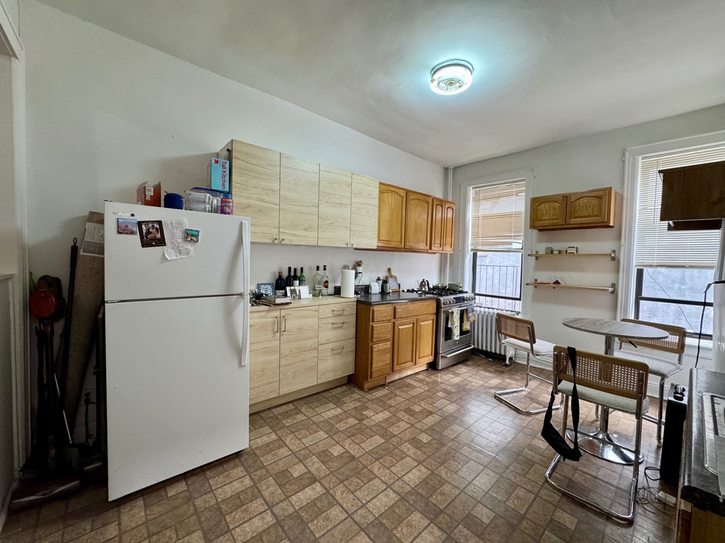 2016 2nd Avenue - Photo 6
