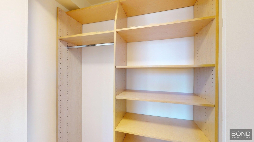 333 East 49th Street - Photo 5