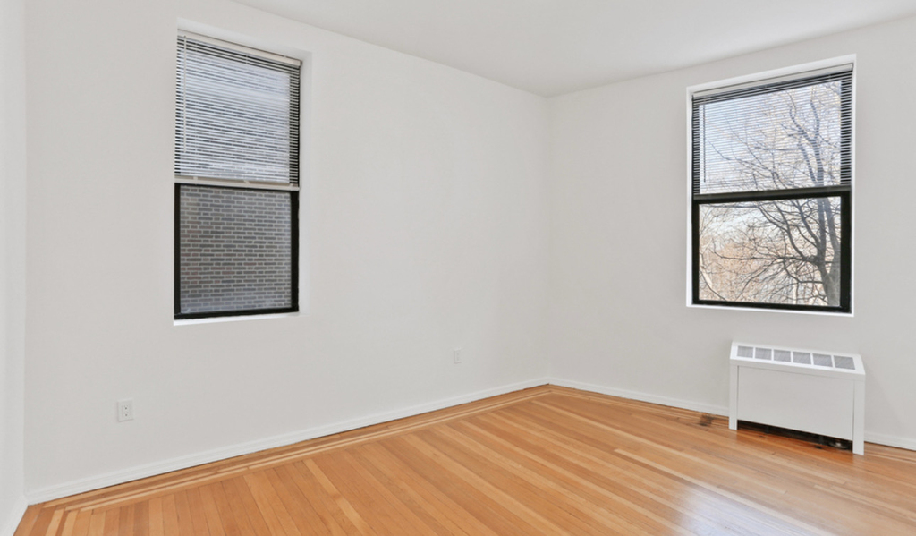Riverside Drive & 161st Street - Photo 4