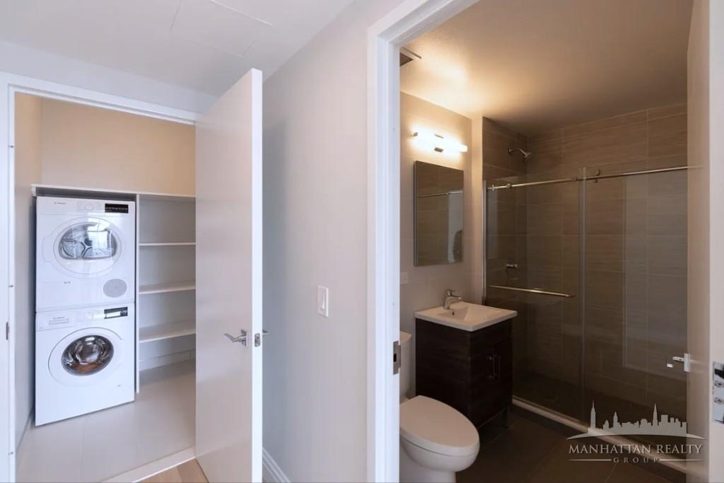 W 48th St - Photo 5