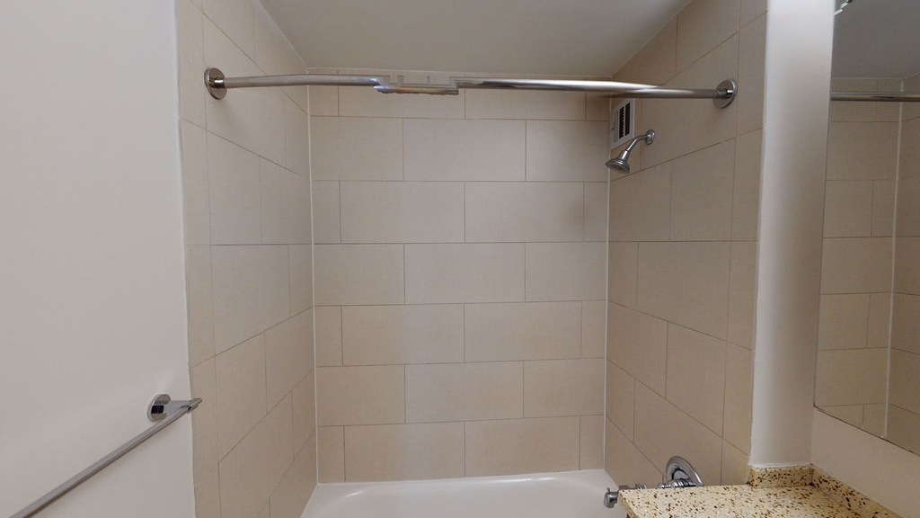 120 W. 21st - Photo 4
