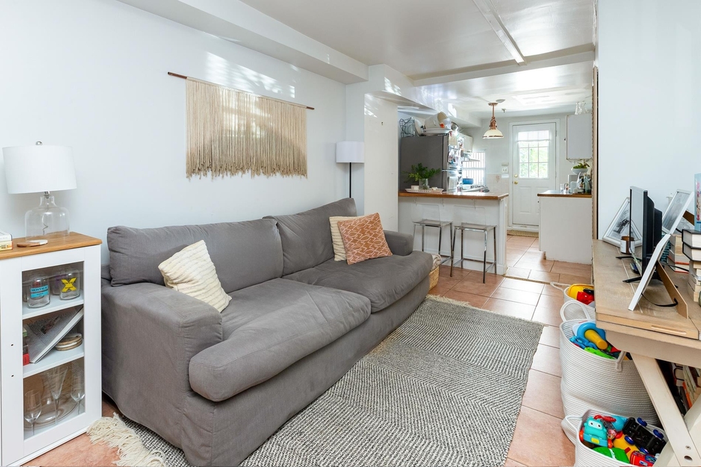 26-10 Ditmars Boulevard - Photo 1