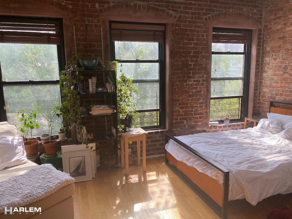 246 W 132nd Street - Photo 5