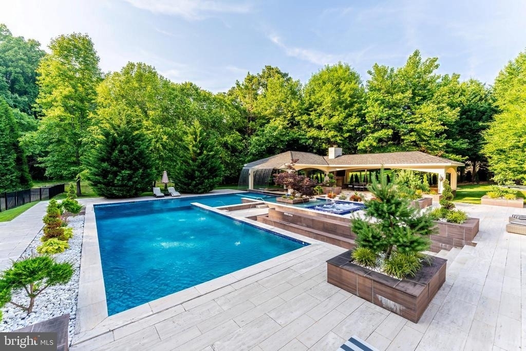 860 Nicholas Run Drive - Photo 14