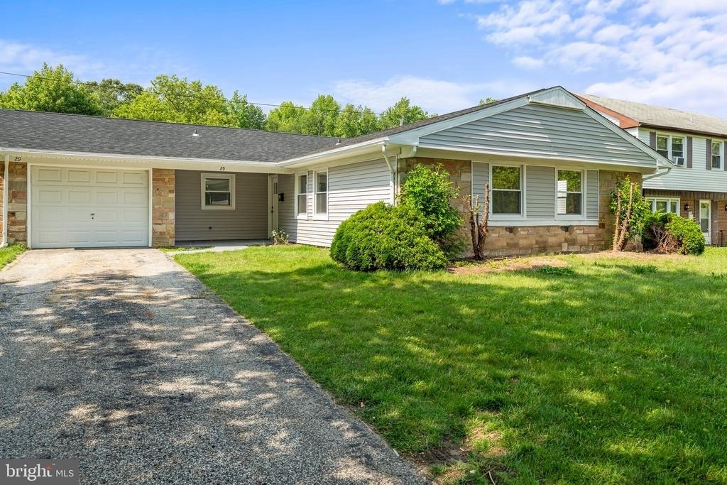 29 Hinsdale Lane - Photo 2