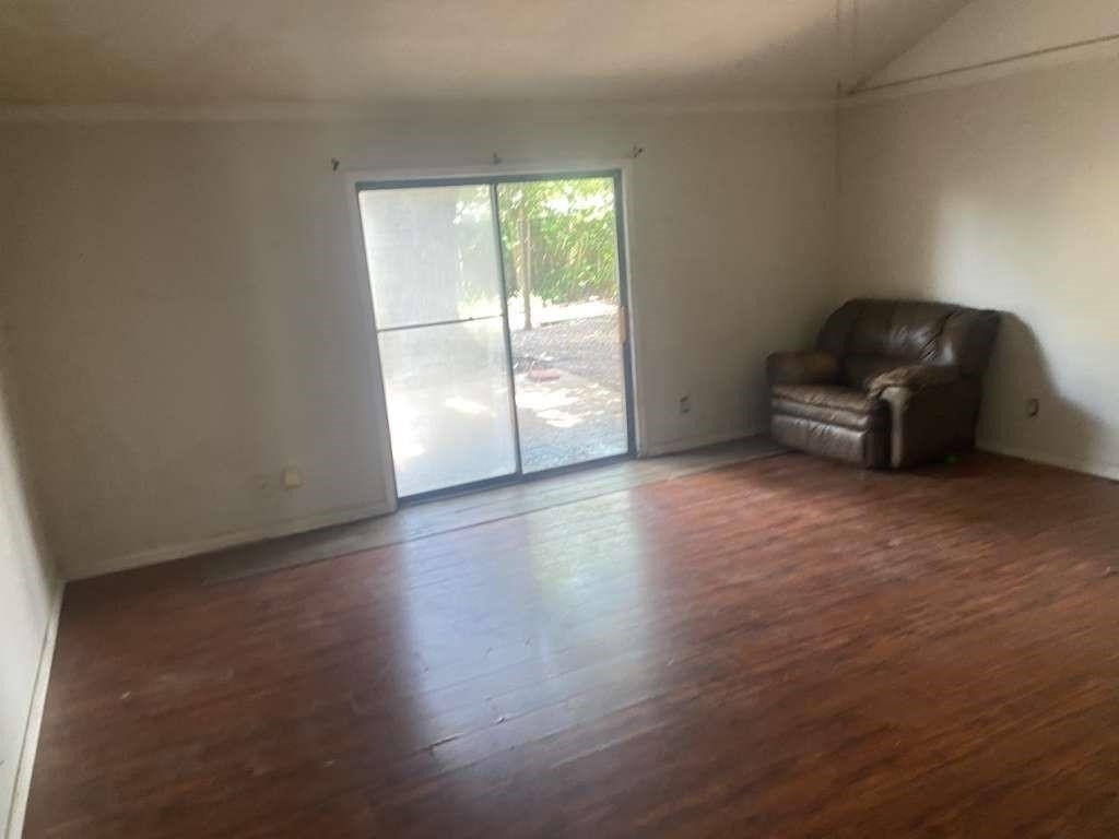 11706 N Kathy Avenue - Photo 3