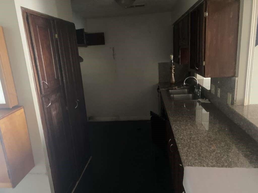 11706 N Kathy Avenue - Photo 8