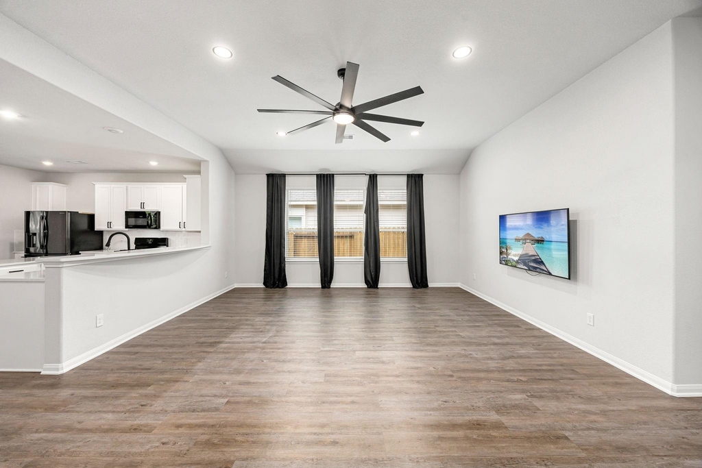 11323 Cora Lane - Photo 11