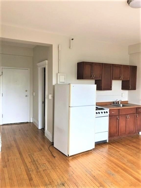 270 Huntington Avenue - Photo 3
