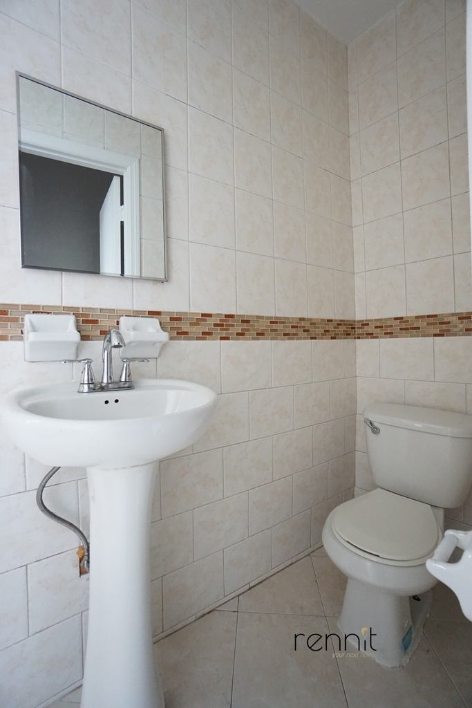 20 Covert Street - Photo 6