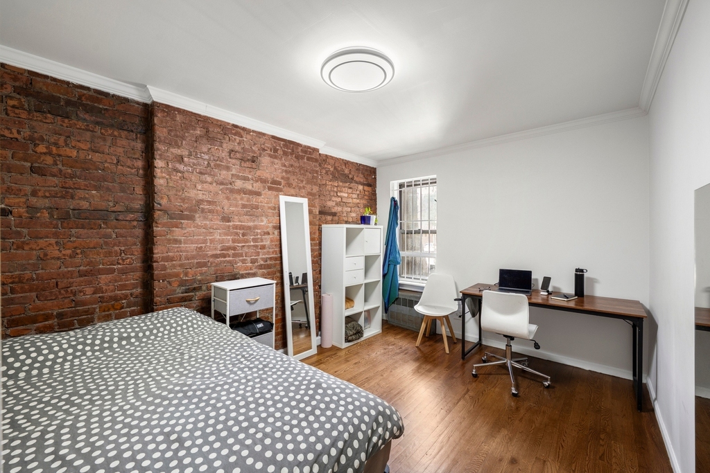 237 E 2nd Street - Photo 1