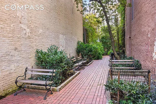 258 W 71st Street - Photo 5