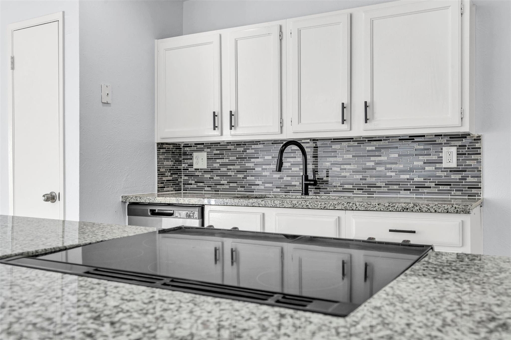 4406 Kacee Drive - Photo 9