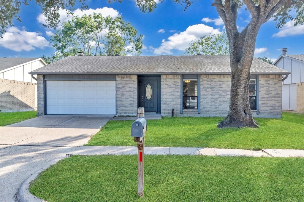 4406 Kacee Drive - Photo 3