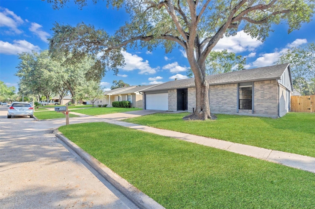 4406 Kacee Drive - Photo 1