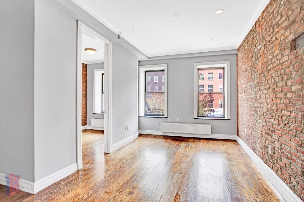 202 East 13th Street - Photo 2