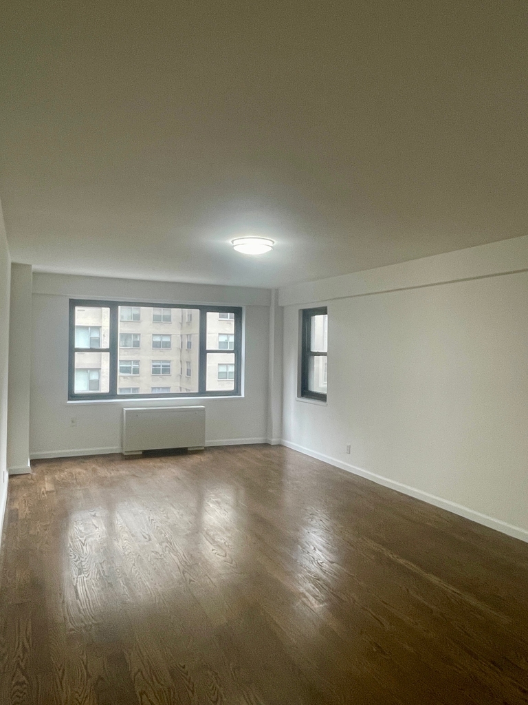405 East 56th Street - Photo 0