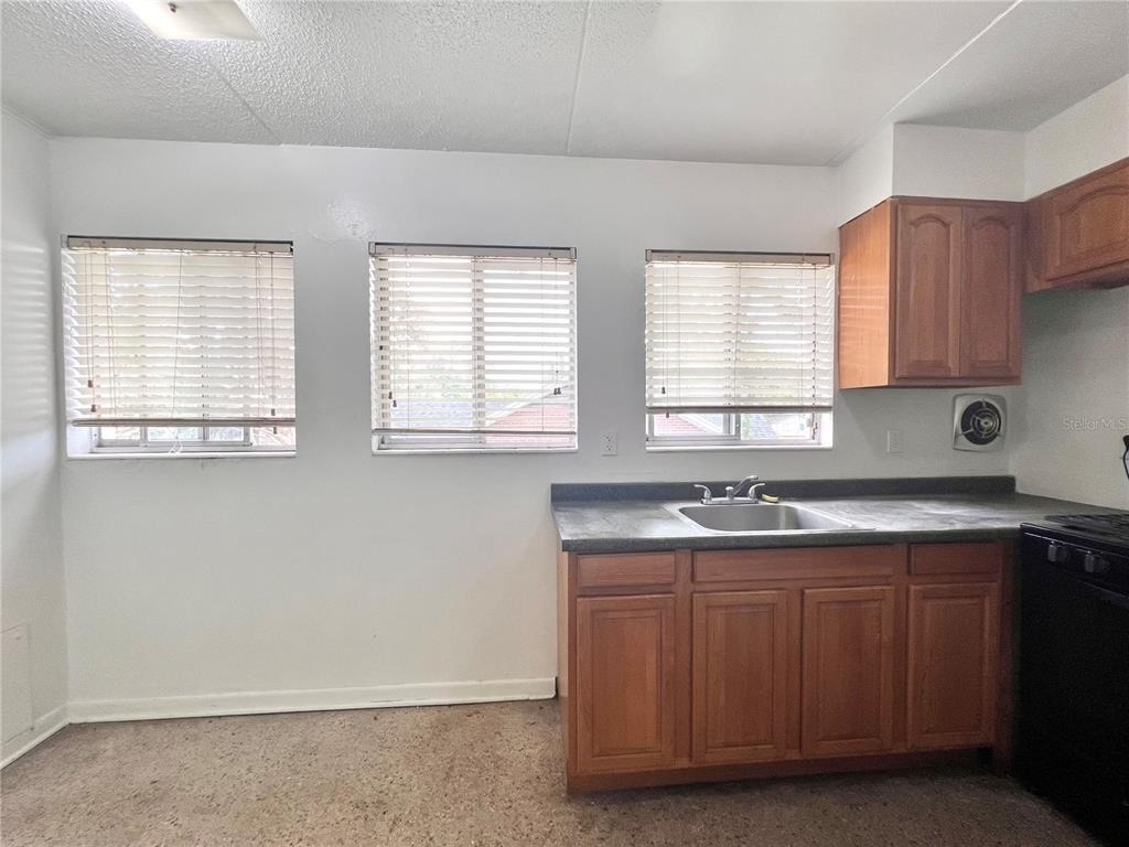 1303 Nw 6th Street - Photo 5