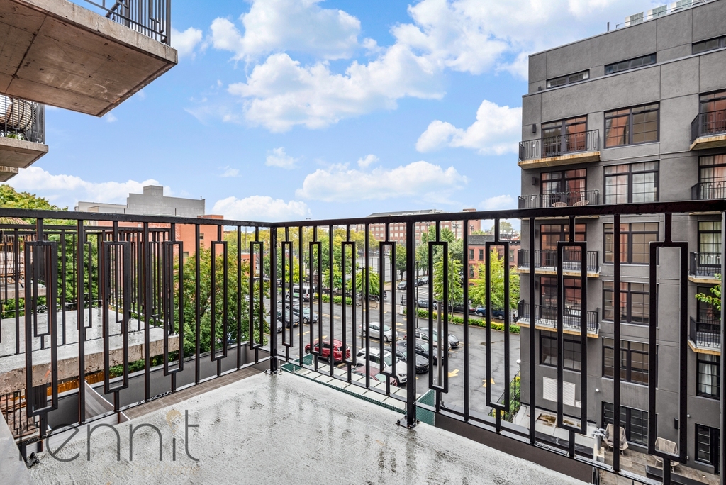 Fulton Street - Photo 1