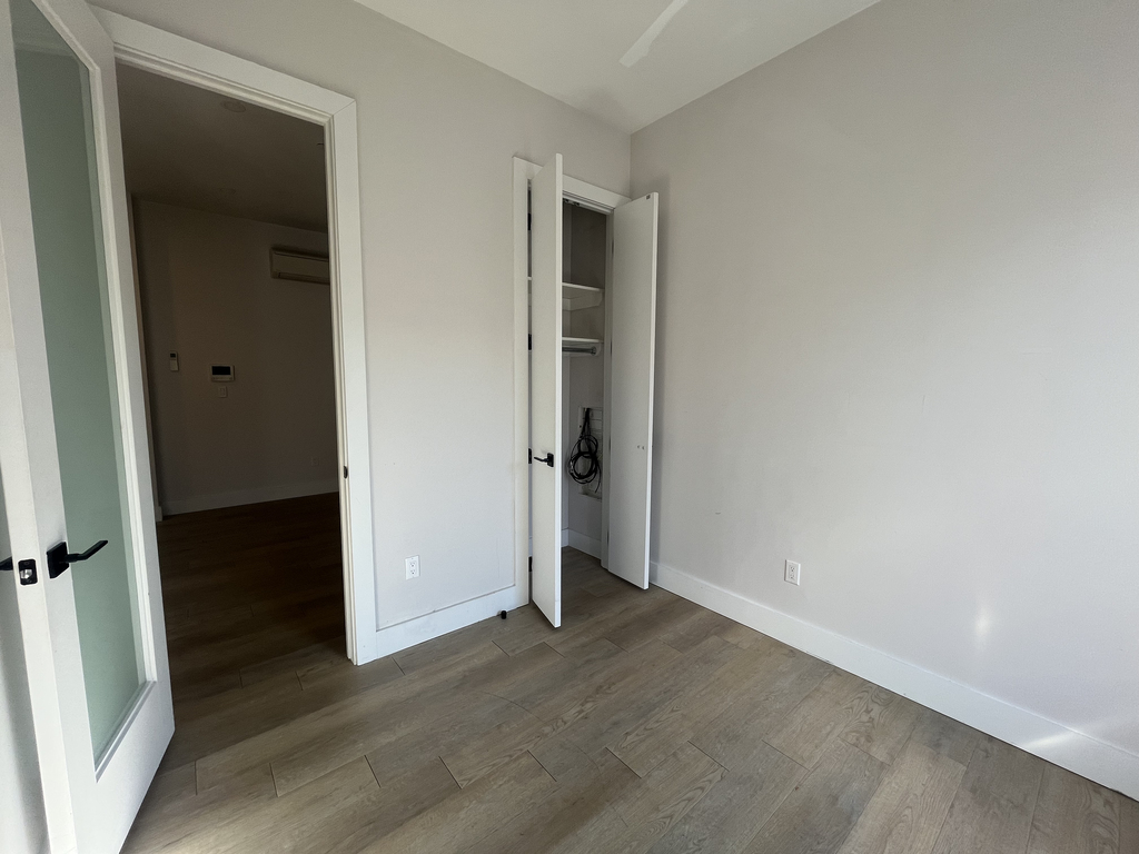 81 West 118th Street - Photo 3