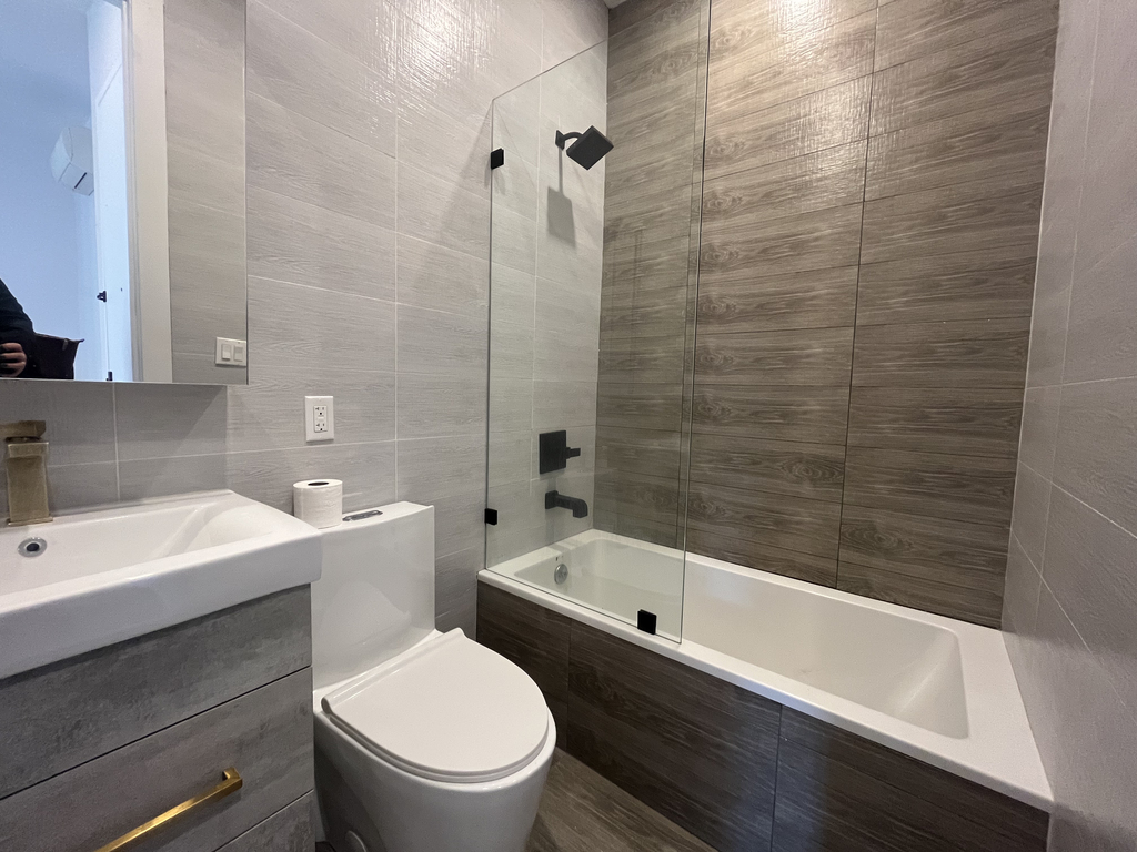 81 West 118th Street - Photo 6