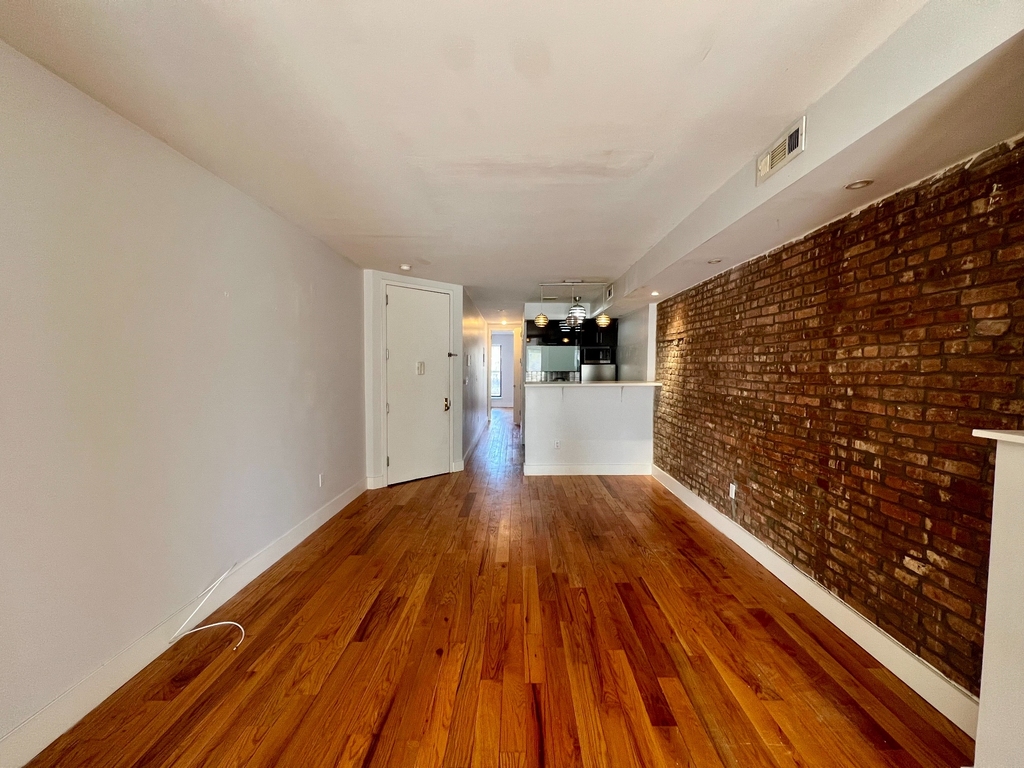 630 Wilson Avenue - Photo 4