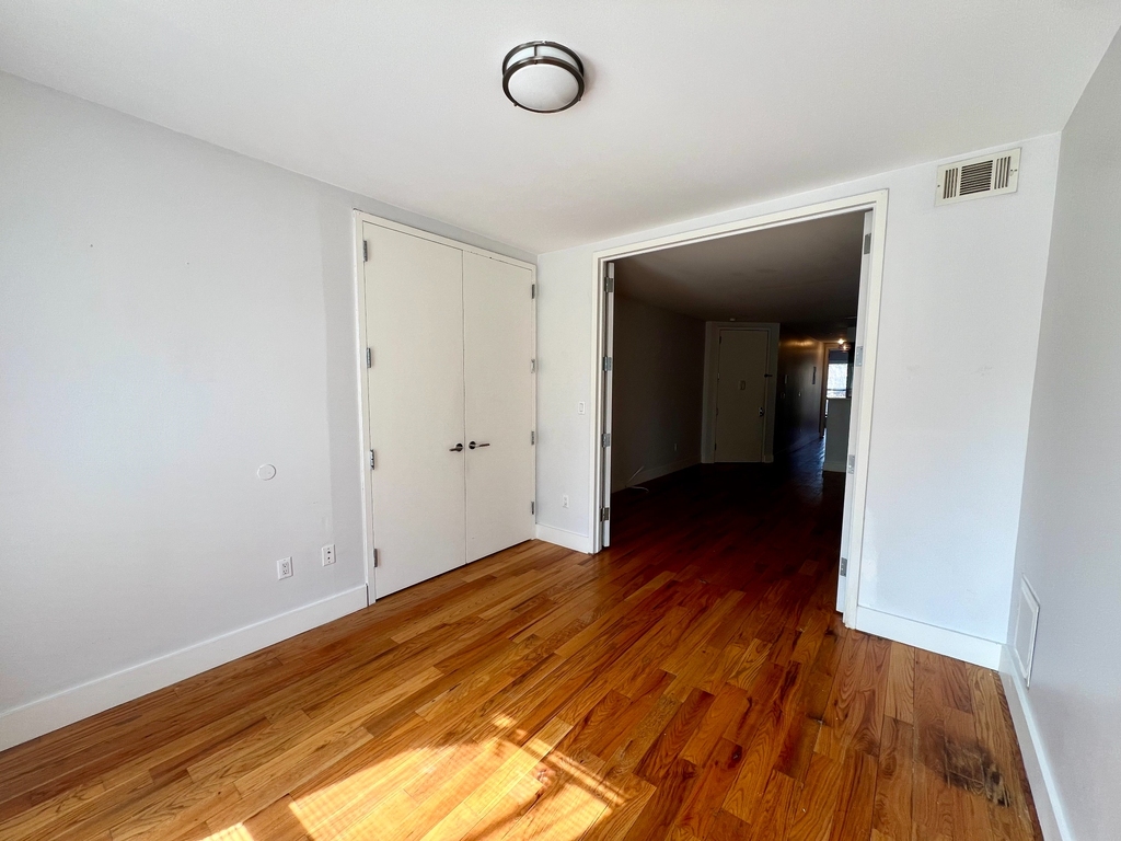 630 Wilson Avenue - Photo 3