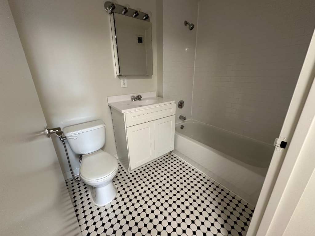 West 96th Street - Photo 6