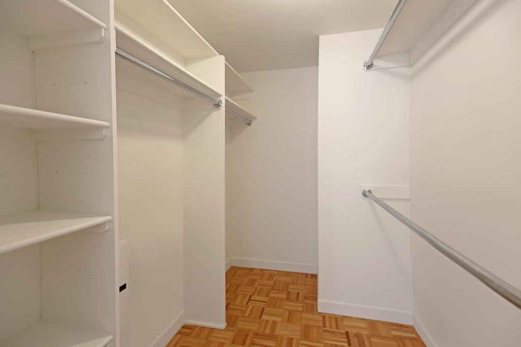 East 102nd Street & 1st Avenue - Photo 10