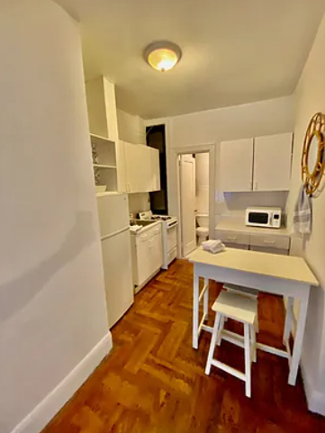 169 East 92nd Street - Photo 2