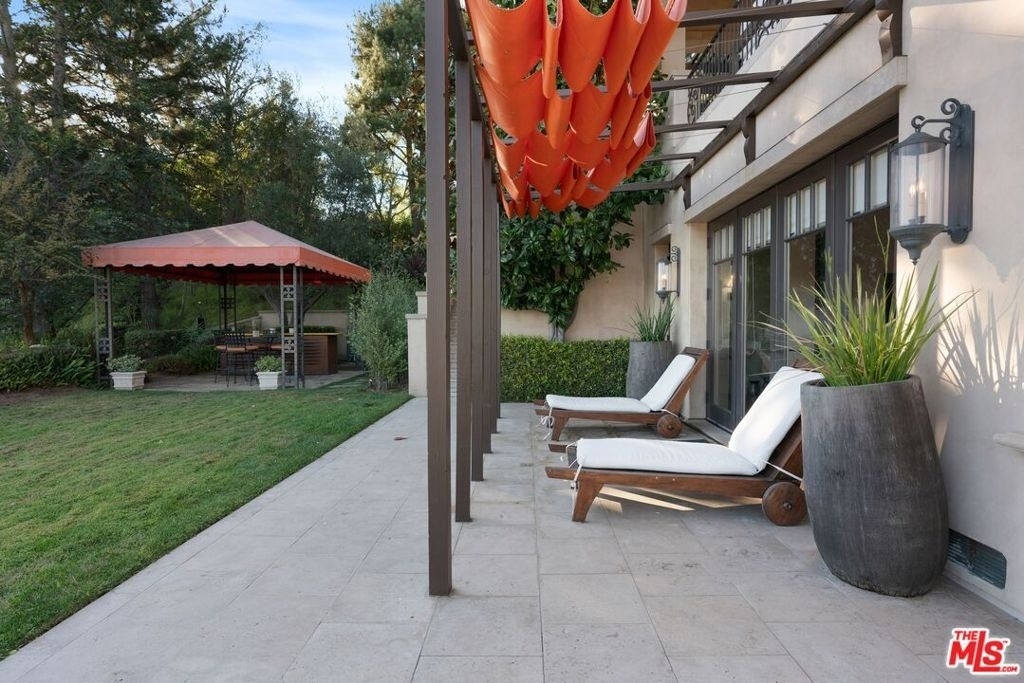 8 Beverly Ridge Terrace - Photo 56