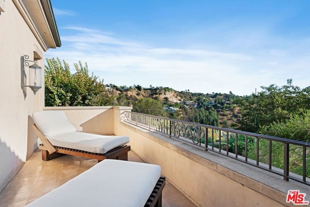 8 Beverly Ridge Terrace - Photo 38
