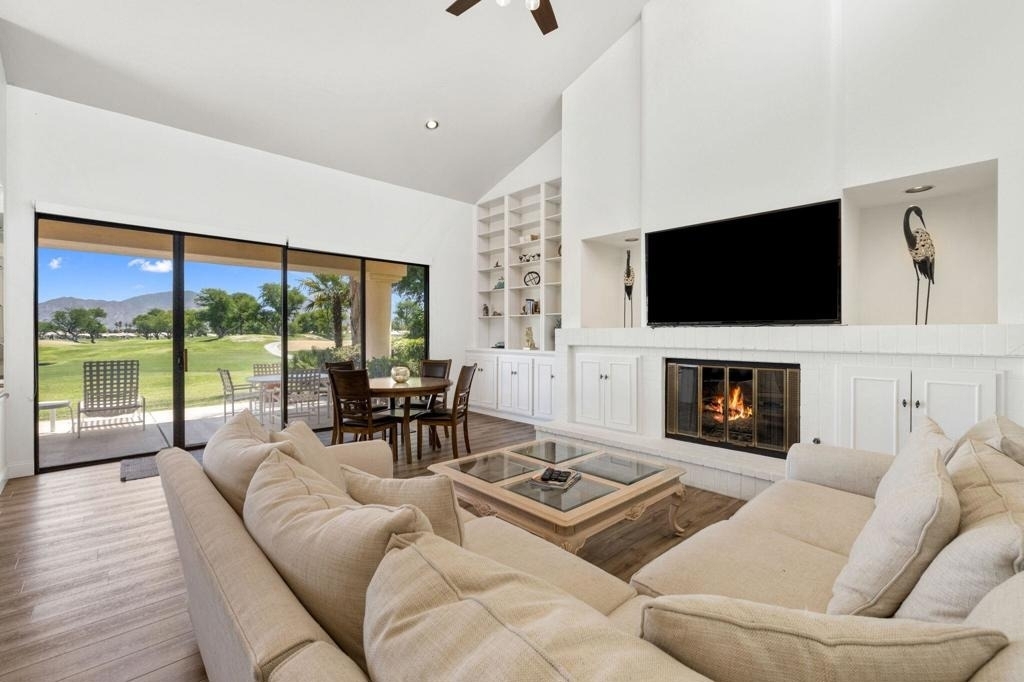 54612 Inverness Way - Photo 3