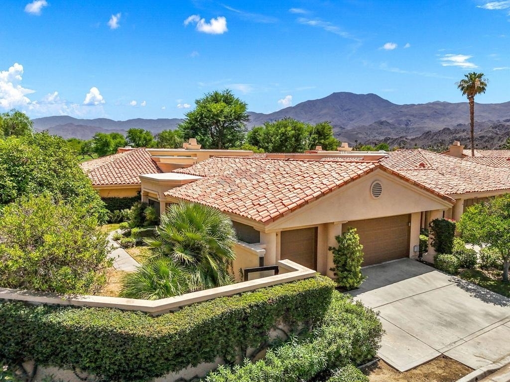 54612 Inverness Way - Photo 0