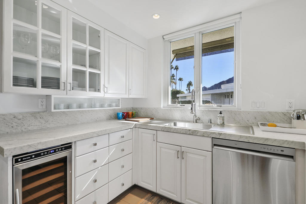 45705 Hopi Road - Photo 5