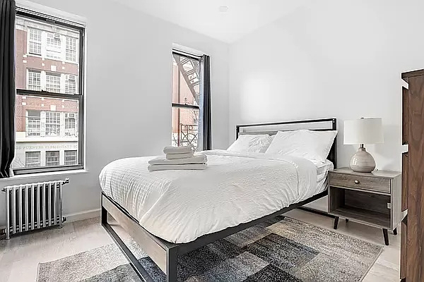 188 Wadsworth Avenue - Photo 1