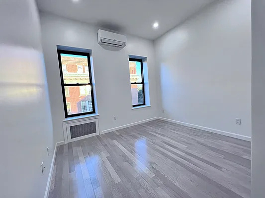 188 Wadsworth Avenue - Photo 4