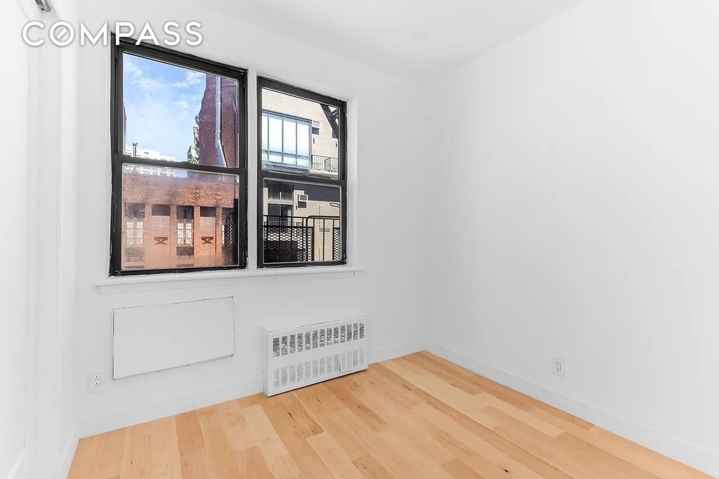 326 E 84th Street - Photo 4