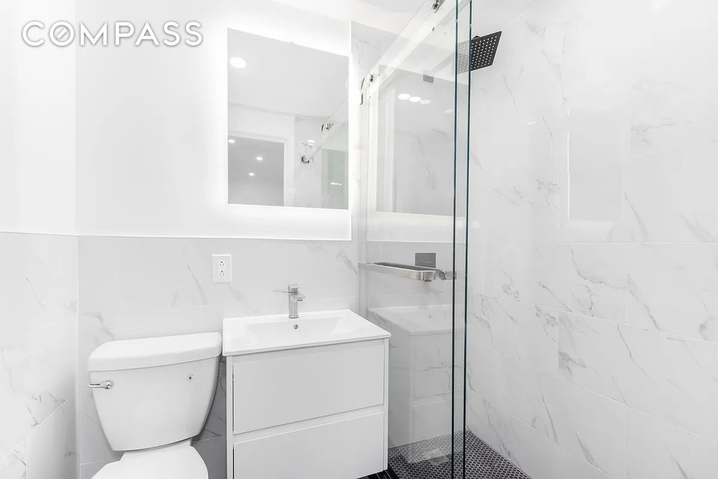 326 E 84th Street - Photo 5