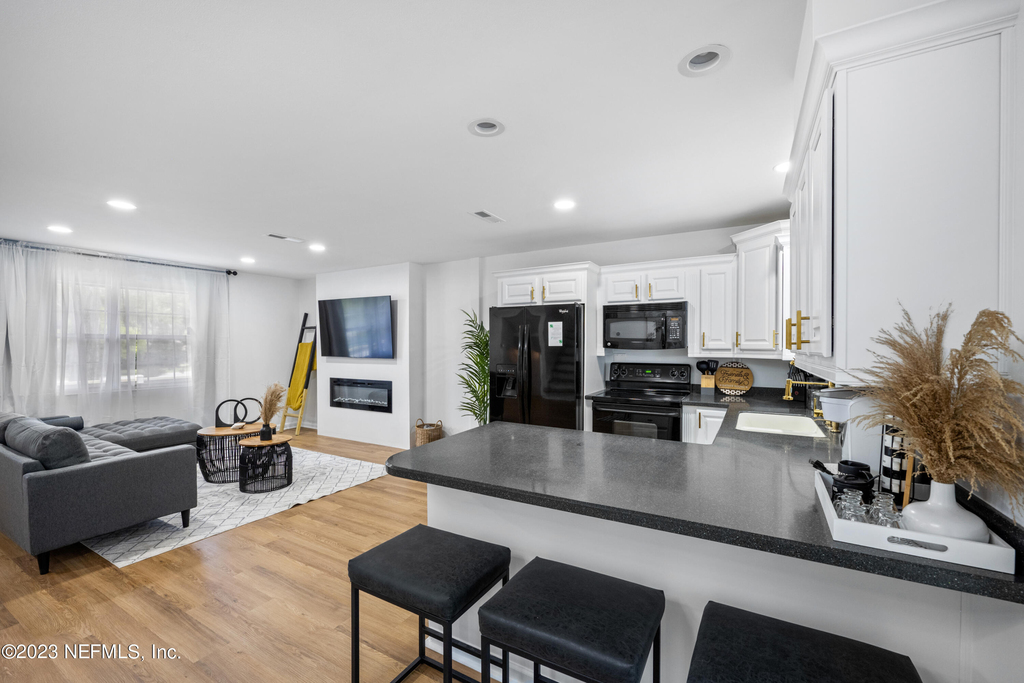 4411 Hartman Road - Photo 13