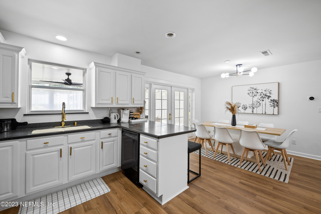 4411 Hartman Road - Photo 11