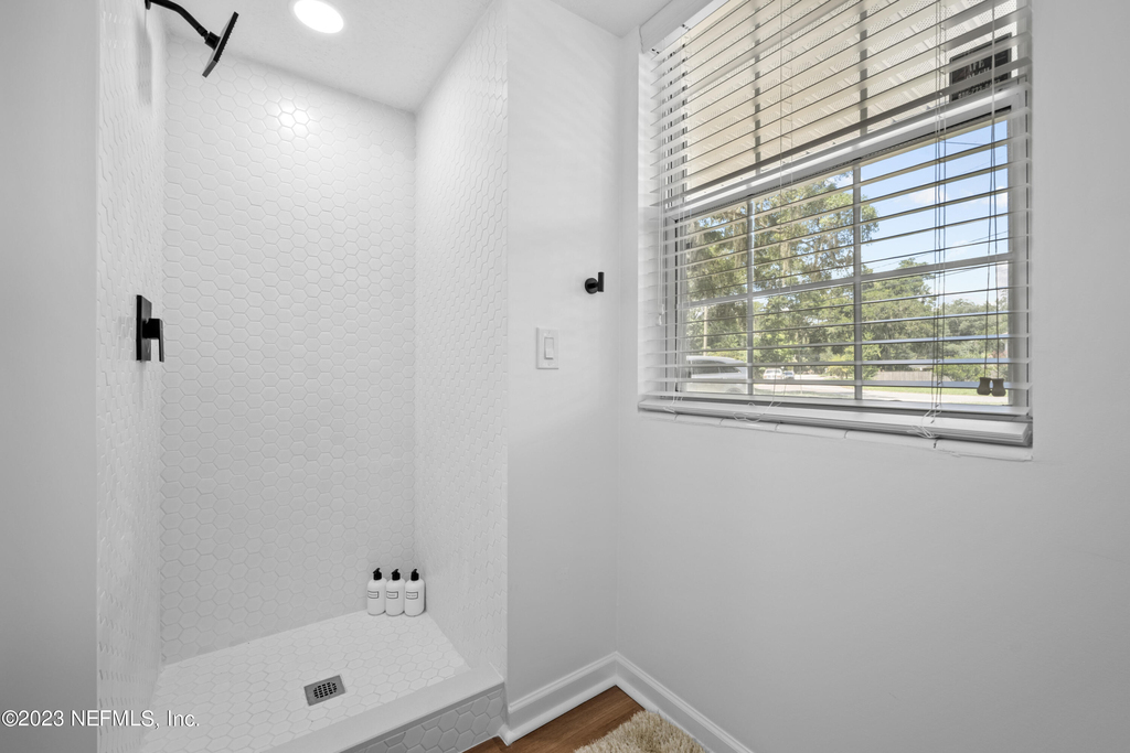 4411 Hartman Road - Photo 24