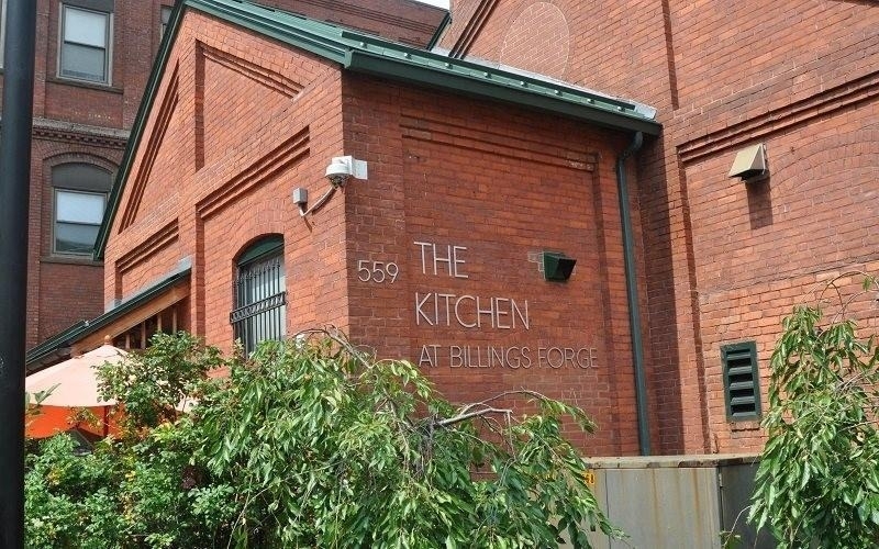 140 Russ St - Photo 5