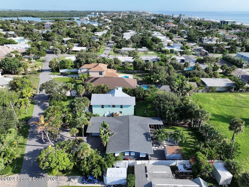 1445 Bayshore Drive - Photo 3