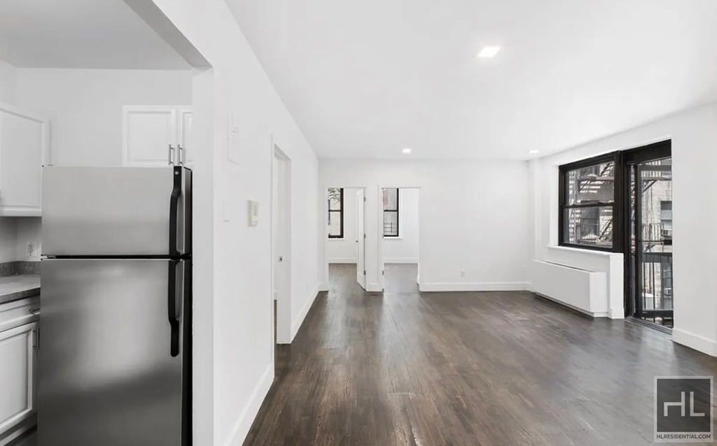 East 37th Street - Photo 6