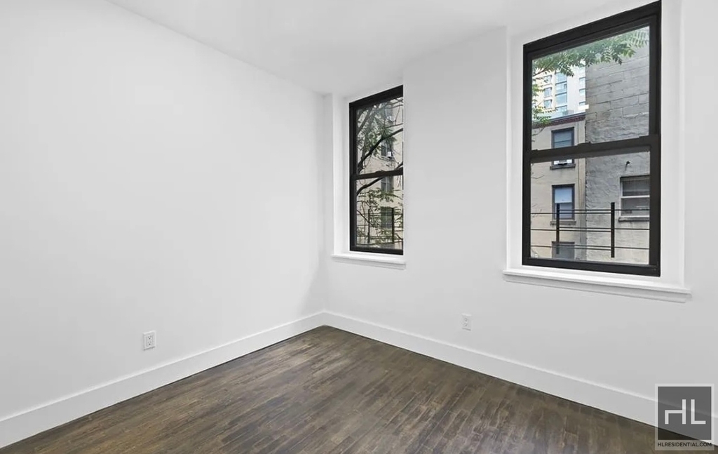 East 37th Street - Photo 7