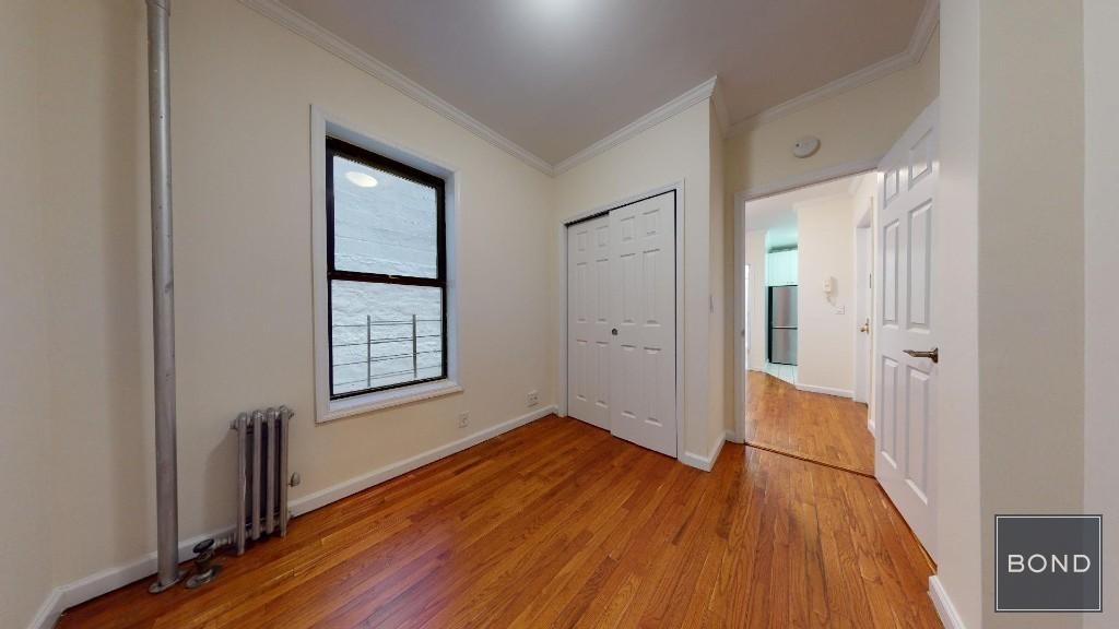 East 80th Street - Photo 0