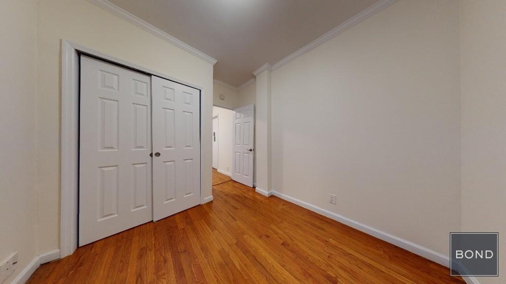 East 80th Street - Photo 1
